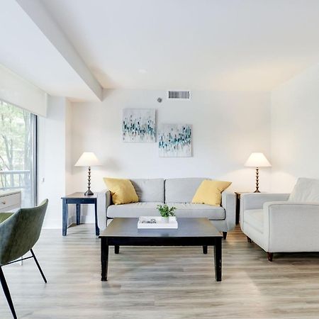 2Br Executive Apartment With Spacious Layout Арлингтон Экстерьер фото