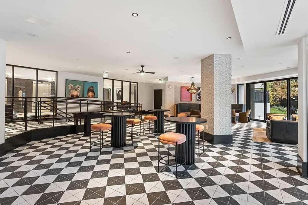 2Br Executive Apartment With Spacious Layout Арлингтон Экстерьер фото